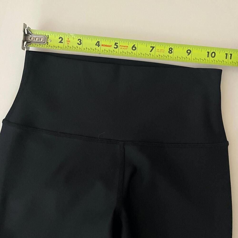 Alo Yoga High-Rise Airbrush Legging Black | Size Small | EUC - Picture 6 of 9